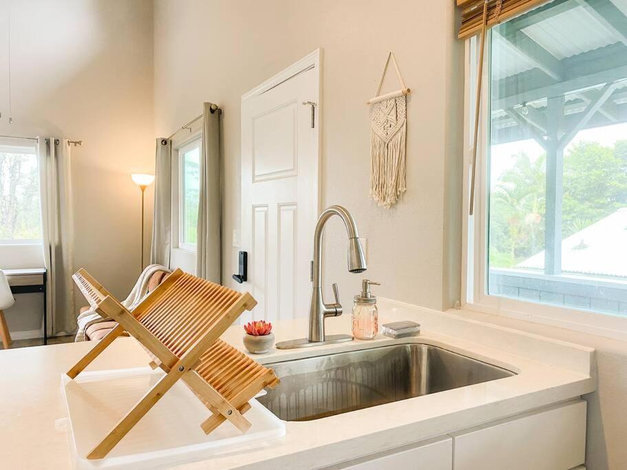 Hibiscus Hale, Full Kitchen, King Bed, Parking Apartamento Keaau Exterior foto